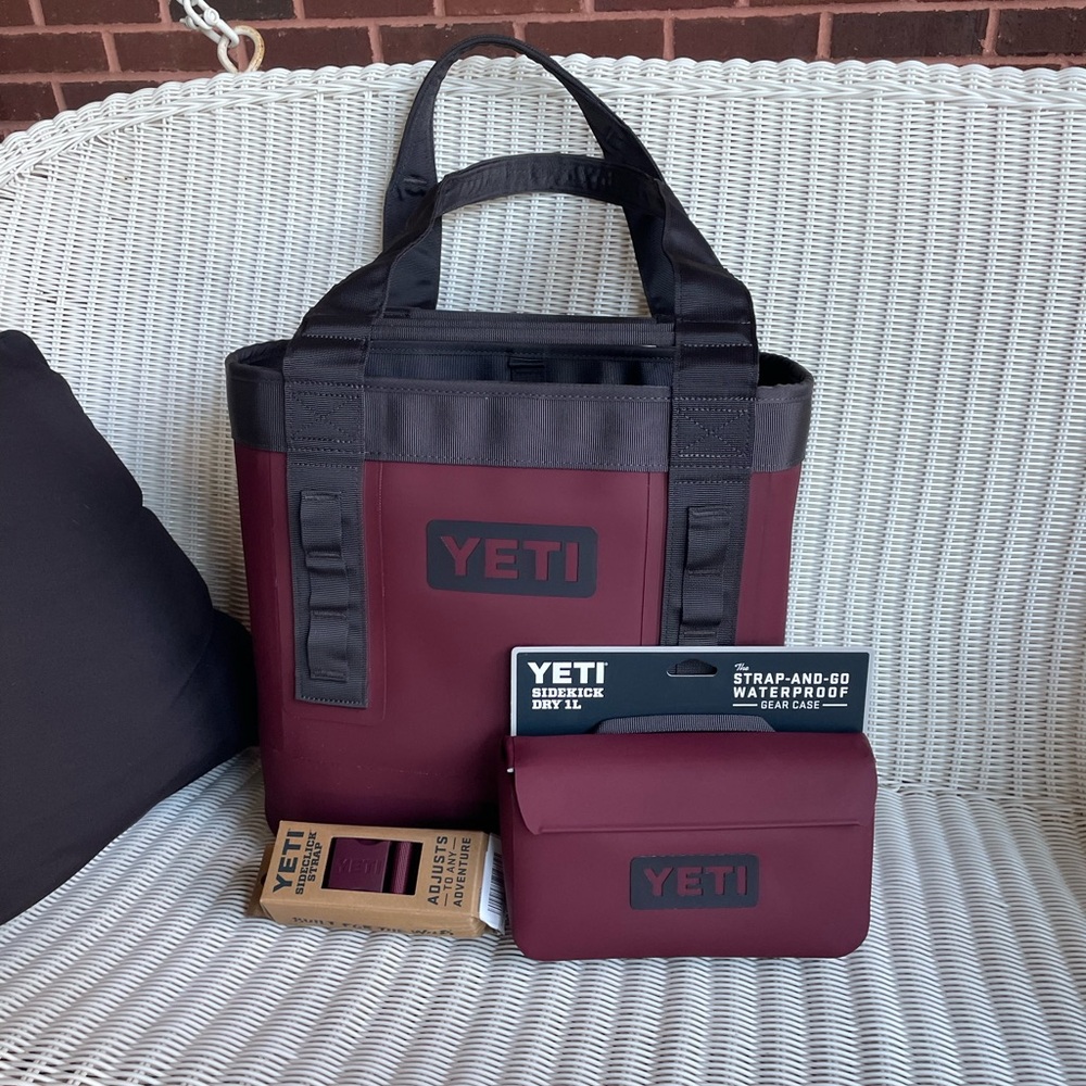 YETI  Camino 20 Wild Vine Set